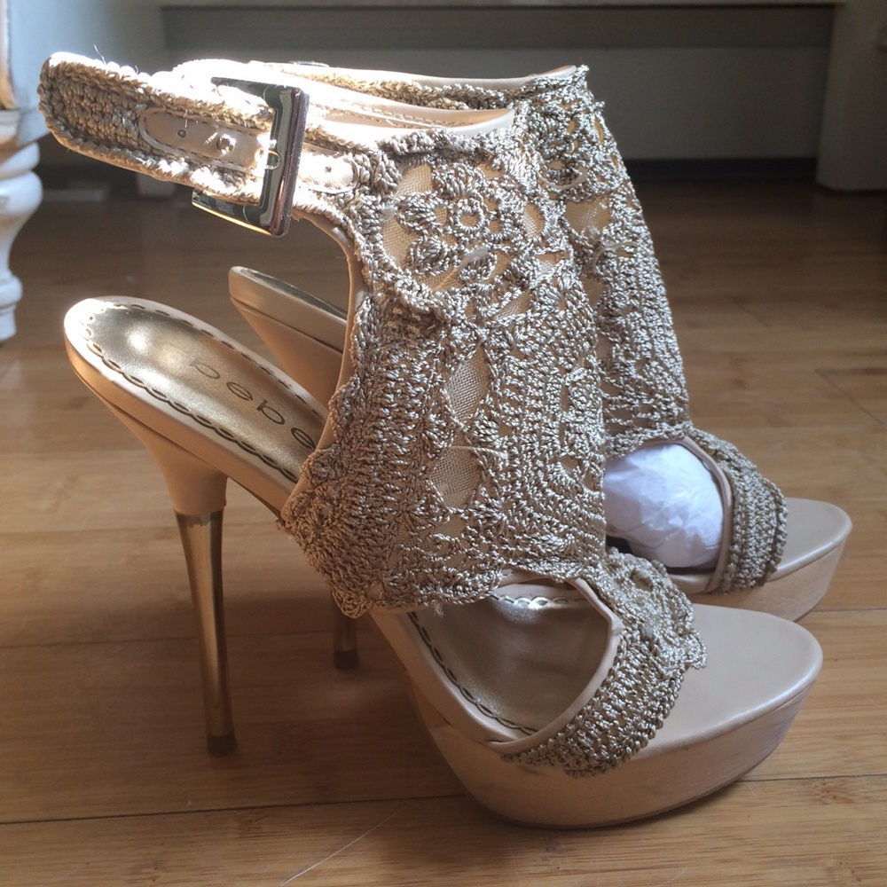 Bebe Harriett Crochet Sandal Heels🔱